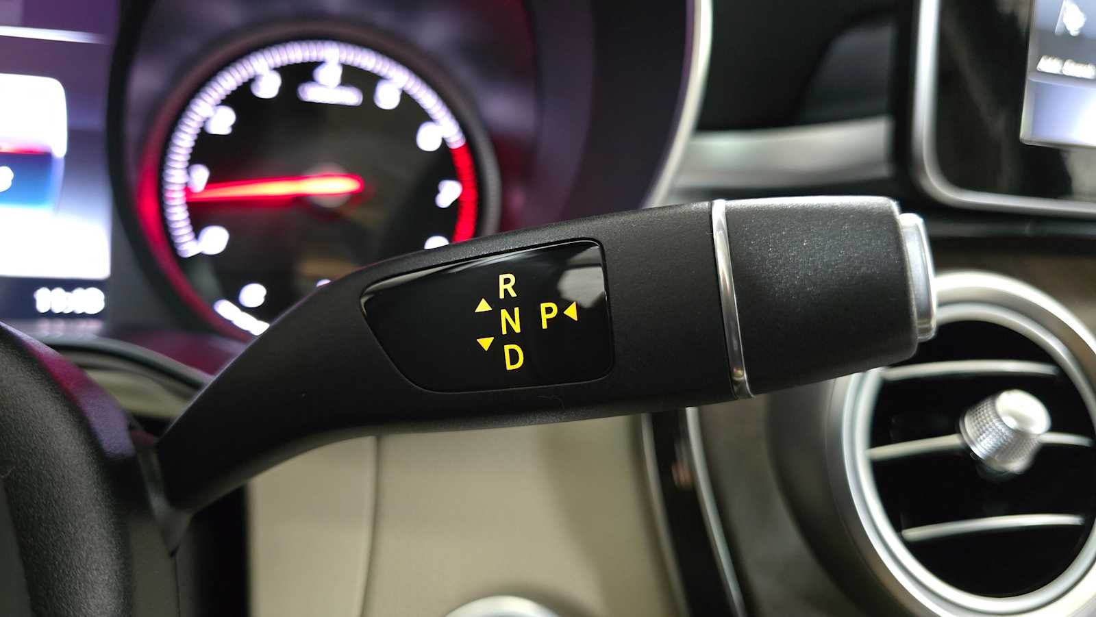 2019 Mercedes-Benz GLC 300 4MATIC® SUV