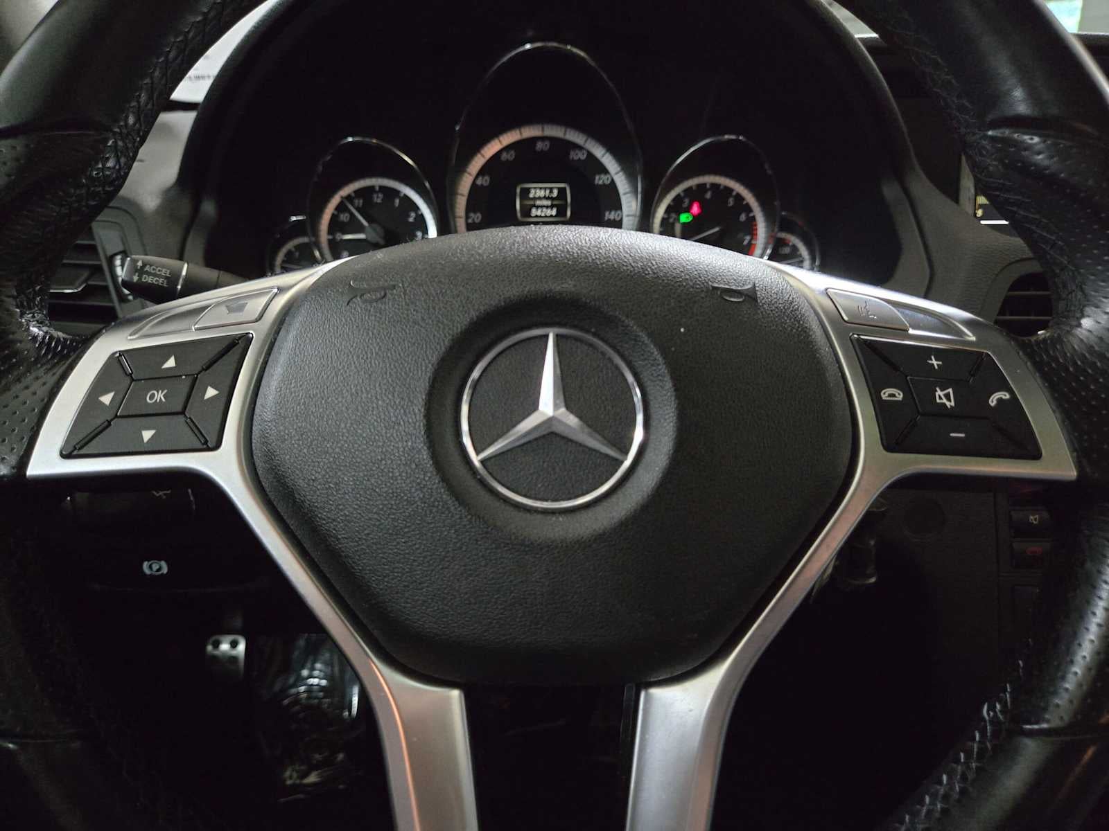 2012 Mercedes-Benz E 550 2dr Cpe RWD