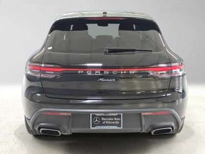2025 Porsche Macan AWD