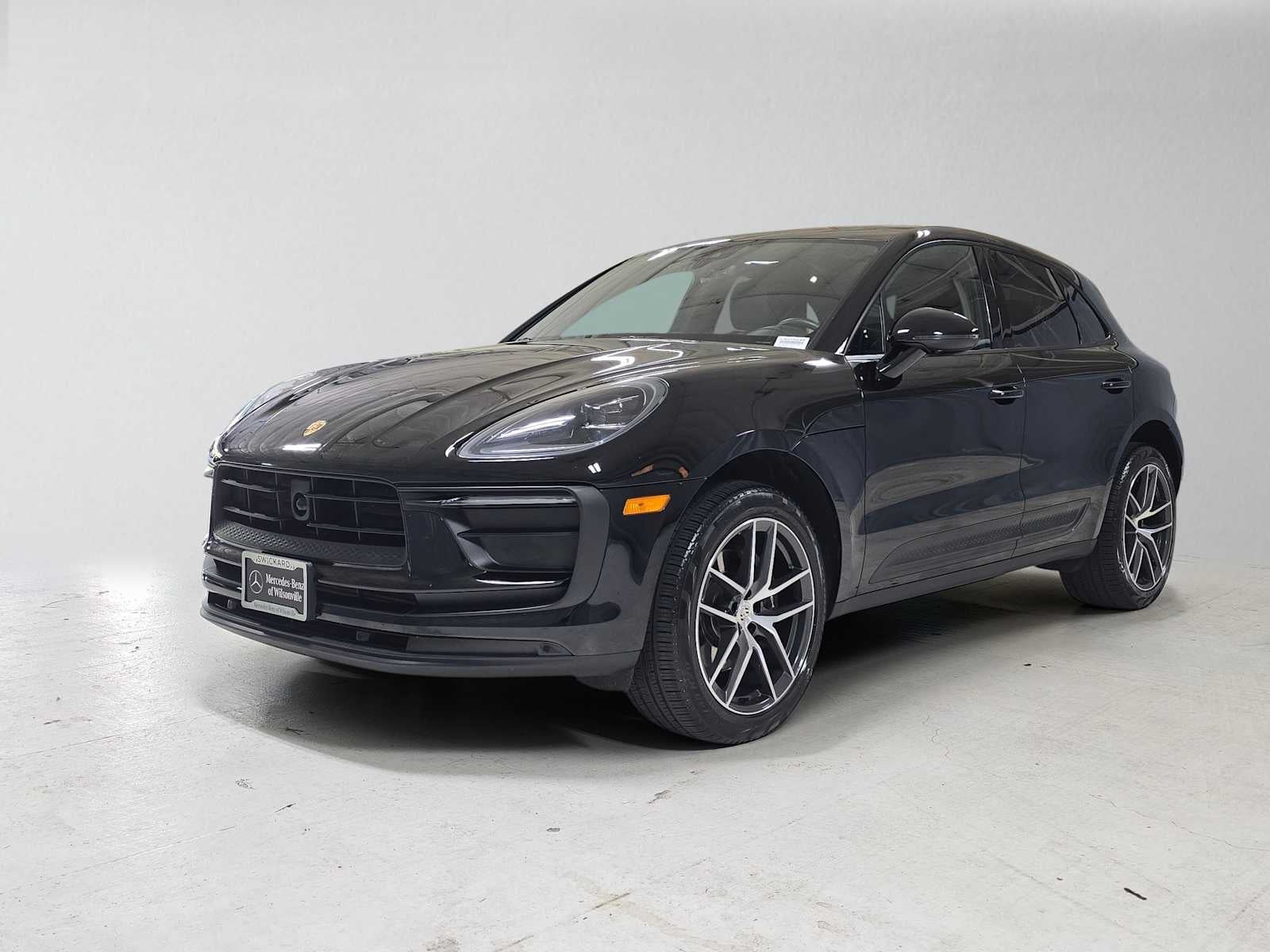 2025 Porsche Macan AWD