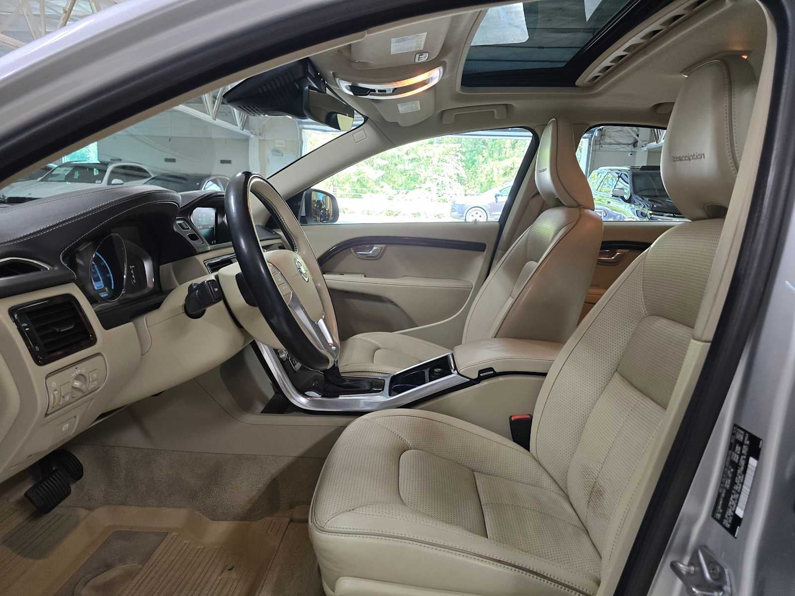 2015 Volvo S80 T6 Platinum
