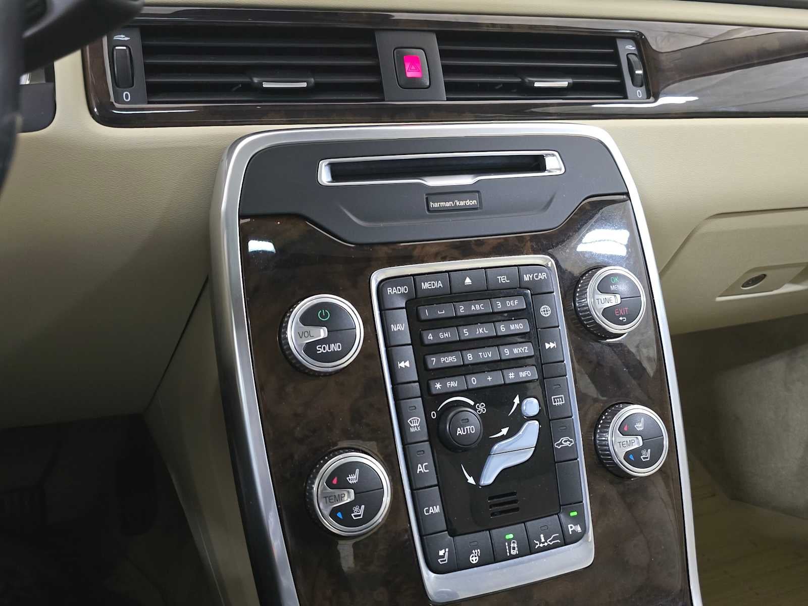 2015 Volvo S80 T6 Platinum