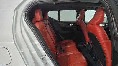 2020 Volvo XC40 Momentum