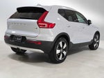 2020 Volvo XC40 Momentum