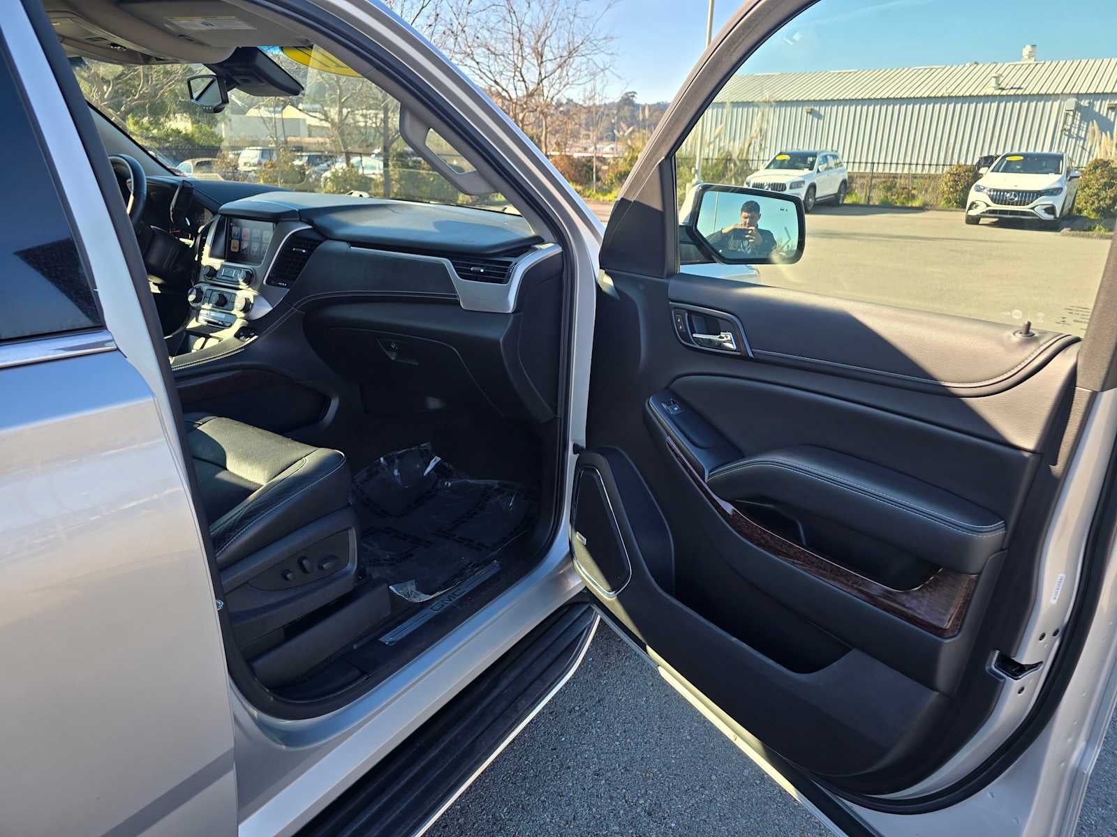 2017 GMC Yukon XL SLT