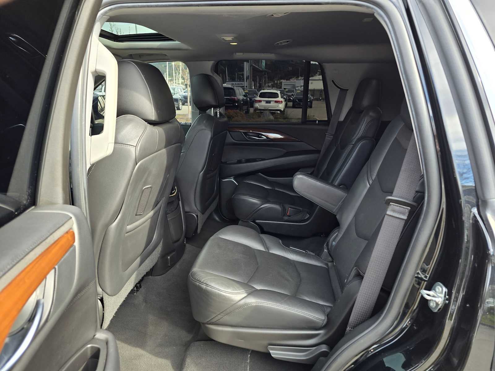 2020 Cadillac Escalade Luxury