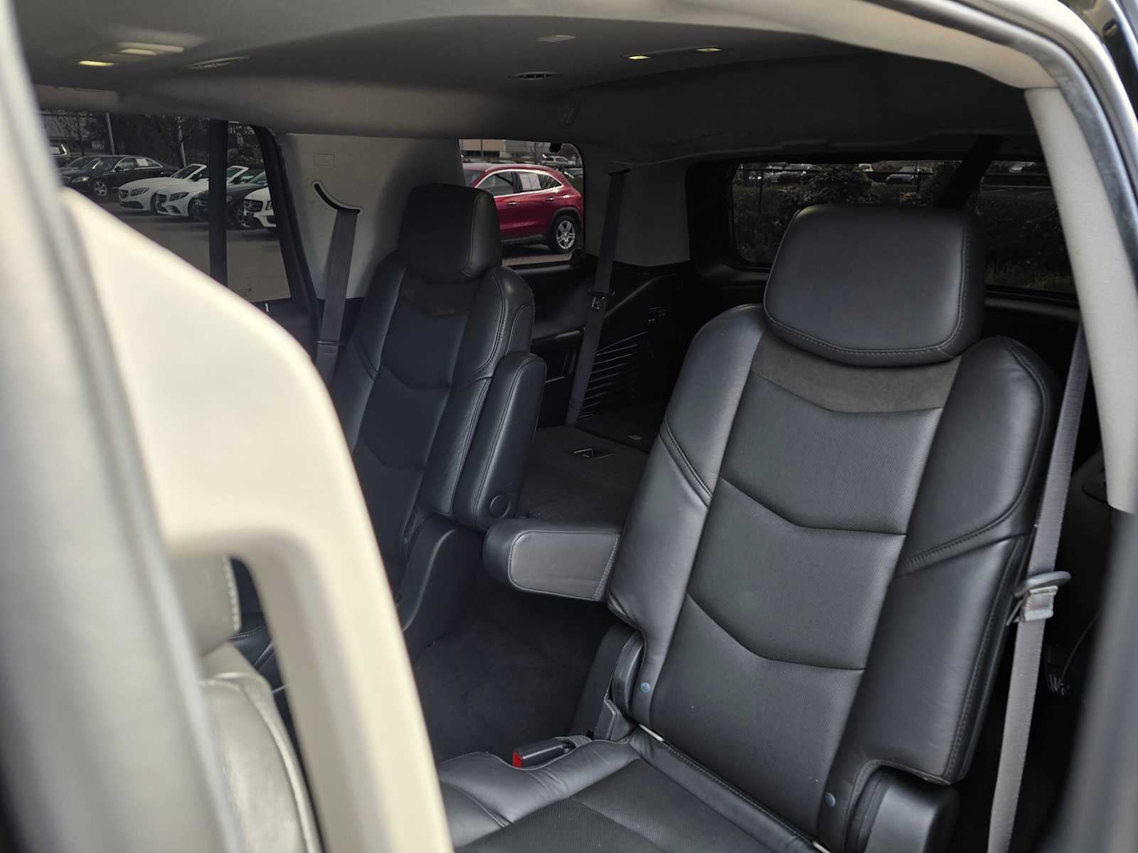 2020 Cadillac Escalade Luxury