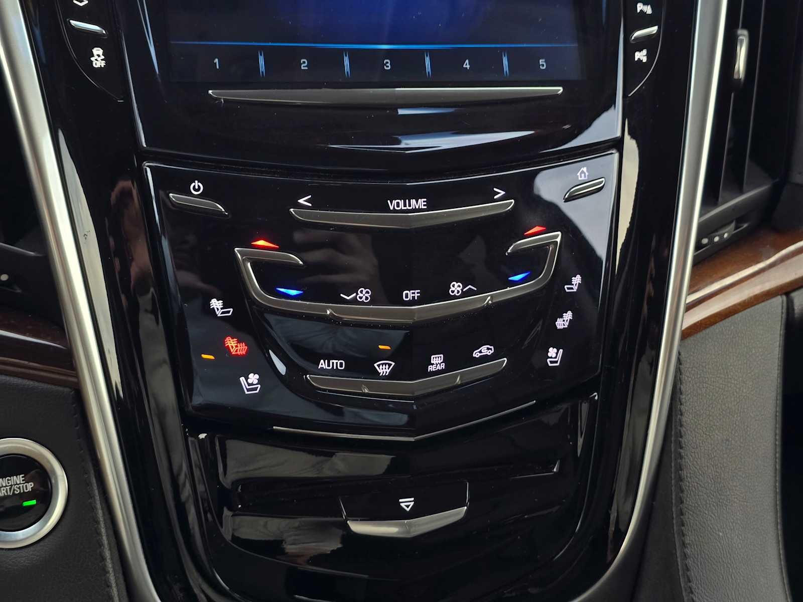 2020 Cadillac Escalade Luxury