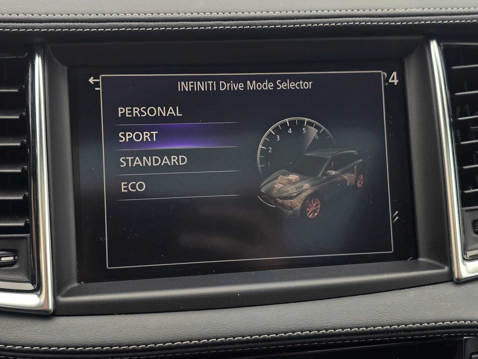 2021 INFINITI QX50 LUXE