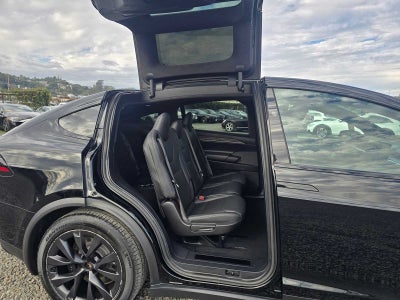2022 Tesla Model X AWD