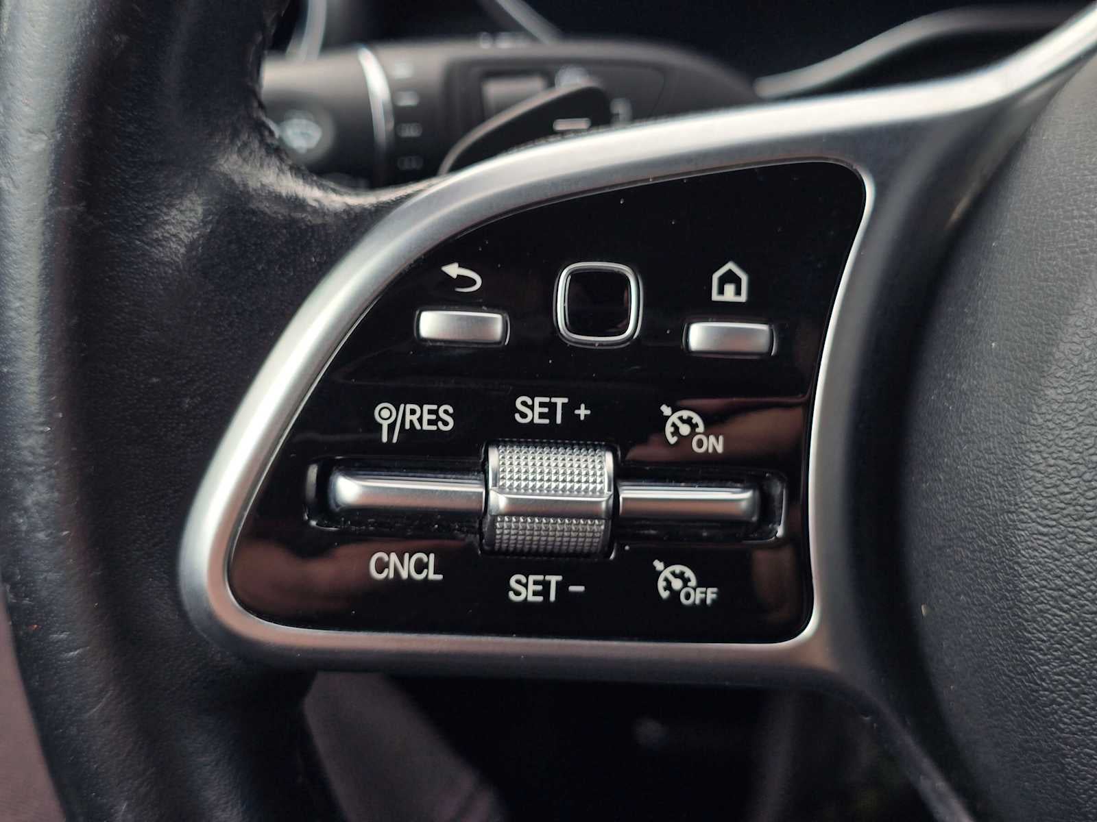 2020 Mercedes-Benz GLC GLC 300