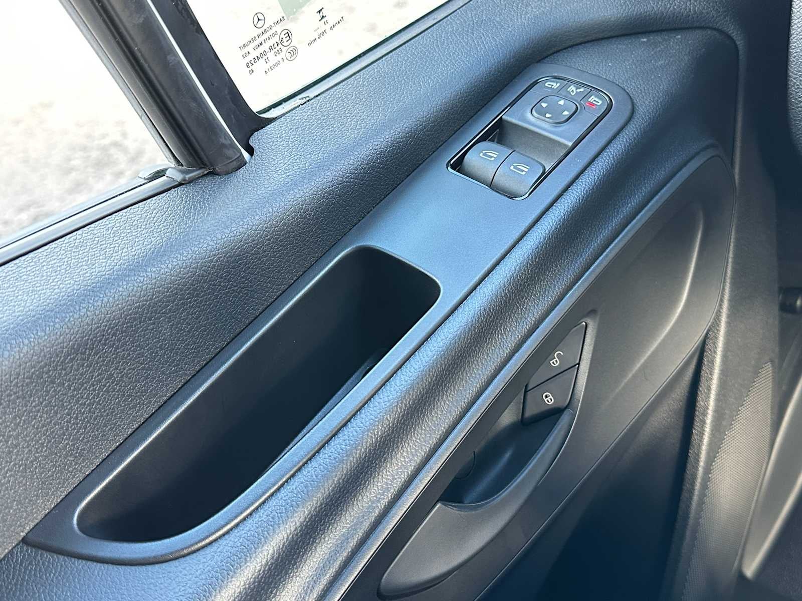 2023 Mercedes-Benz Sprinter 1500 Standard Roof I4 Gas 144" RWD