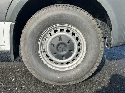 2023 Mercedes-Benz Sprinter 1500 Standard Roof I4 Gas 144" RWD