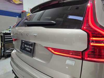 2023 Volvo XC60 Recharge Plug-In Hybrid Ultimate Dark Theme