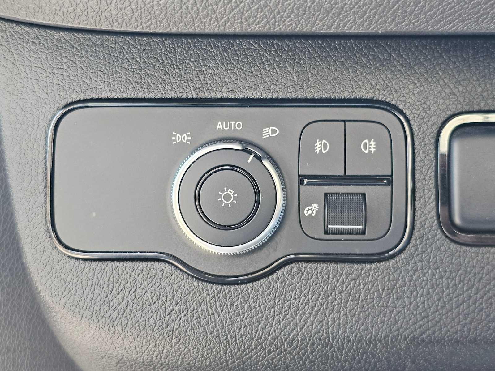 2025 Mercedes-Benz Sprinter 2500 Standard Roof I4 Diesel 144" RWD