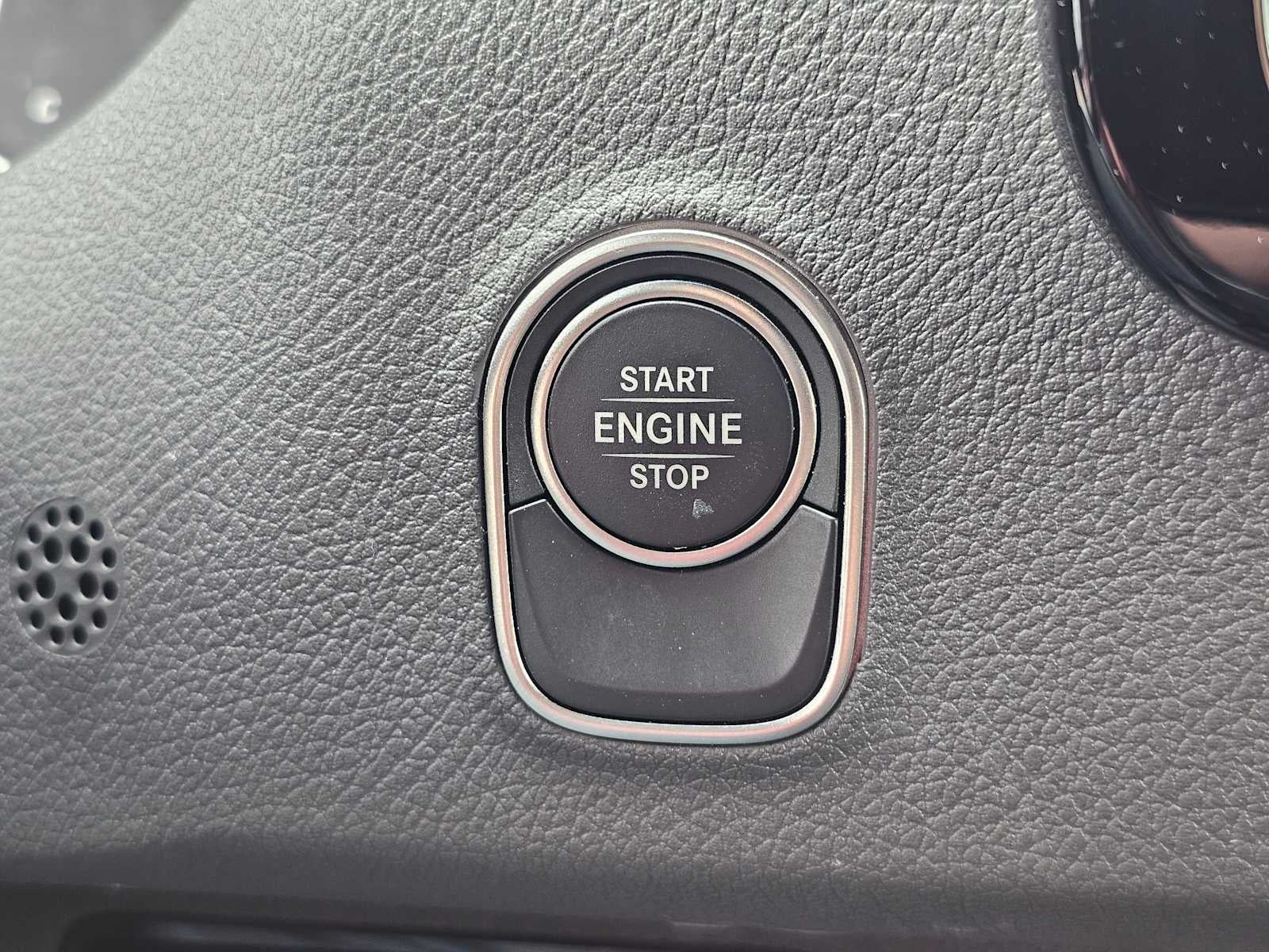 2025 Mercedes-Benz Sprinter 2500 Standard Roof I4 Diesel HO 144" RWD