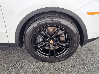 2025 Porsche Cayenne AWD
