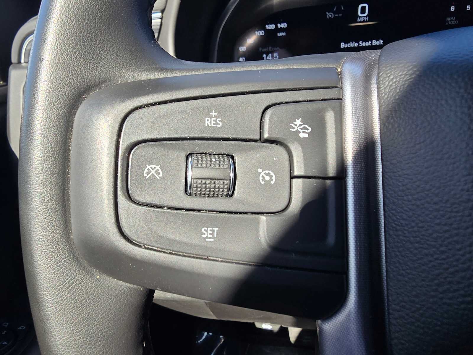 2024 GMC Yukon XL SLT