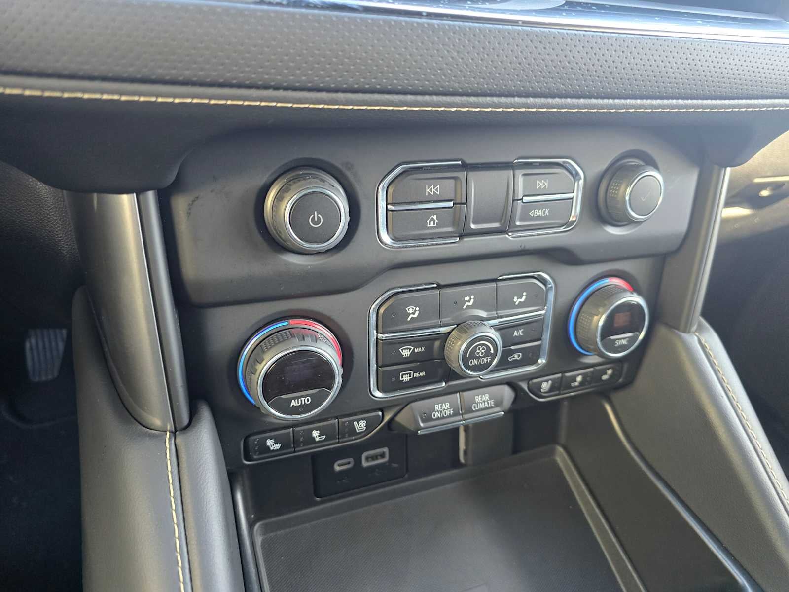 2024 Chevrolet Tahoe Premier