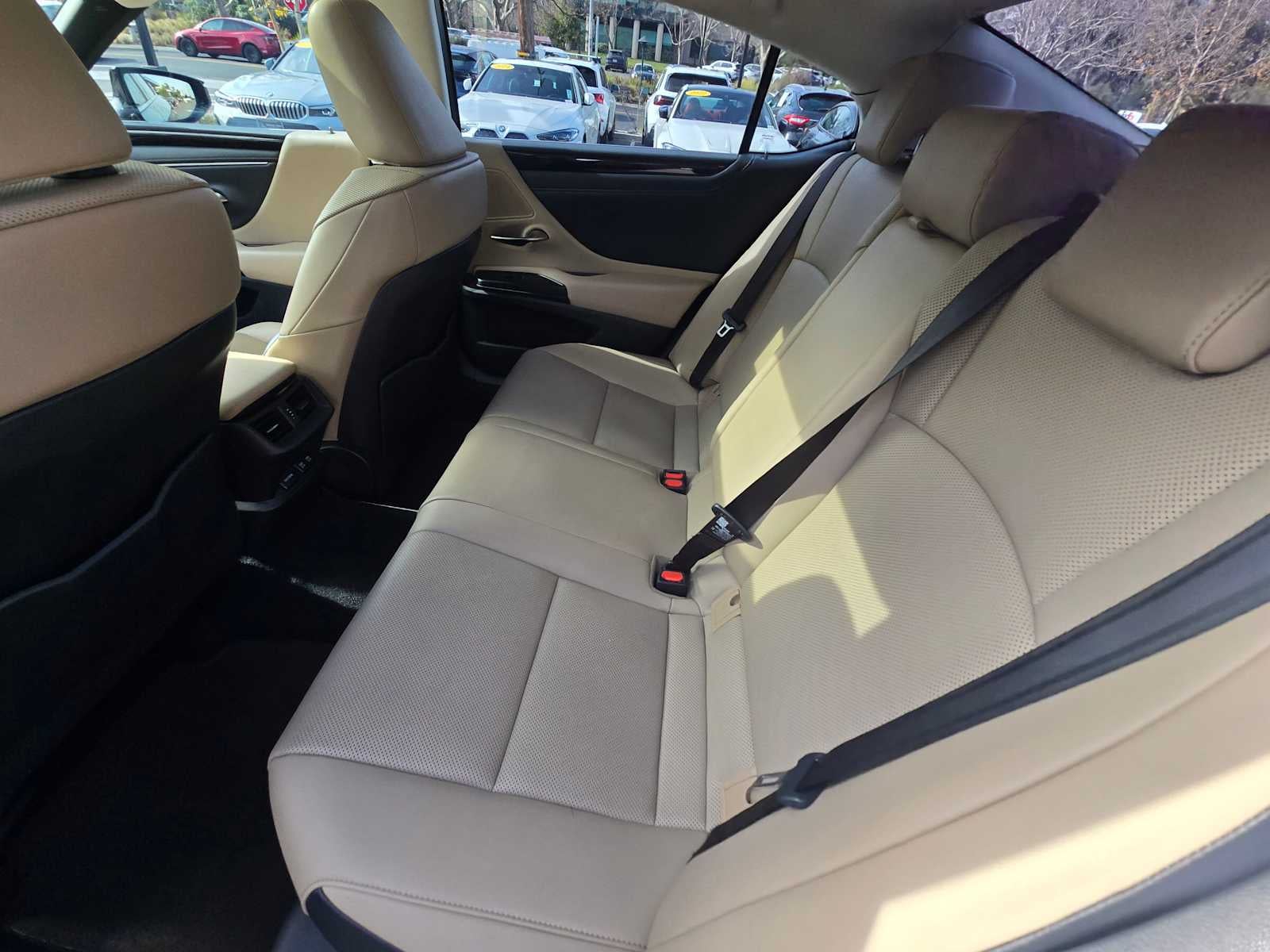 2020 Lexus ES ES 300h FWD