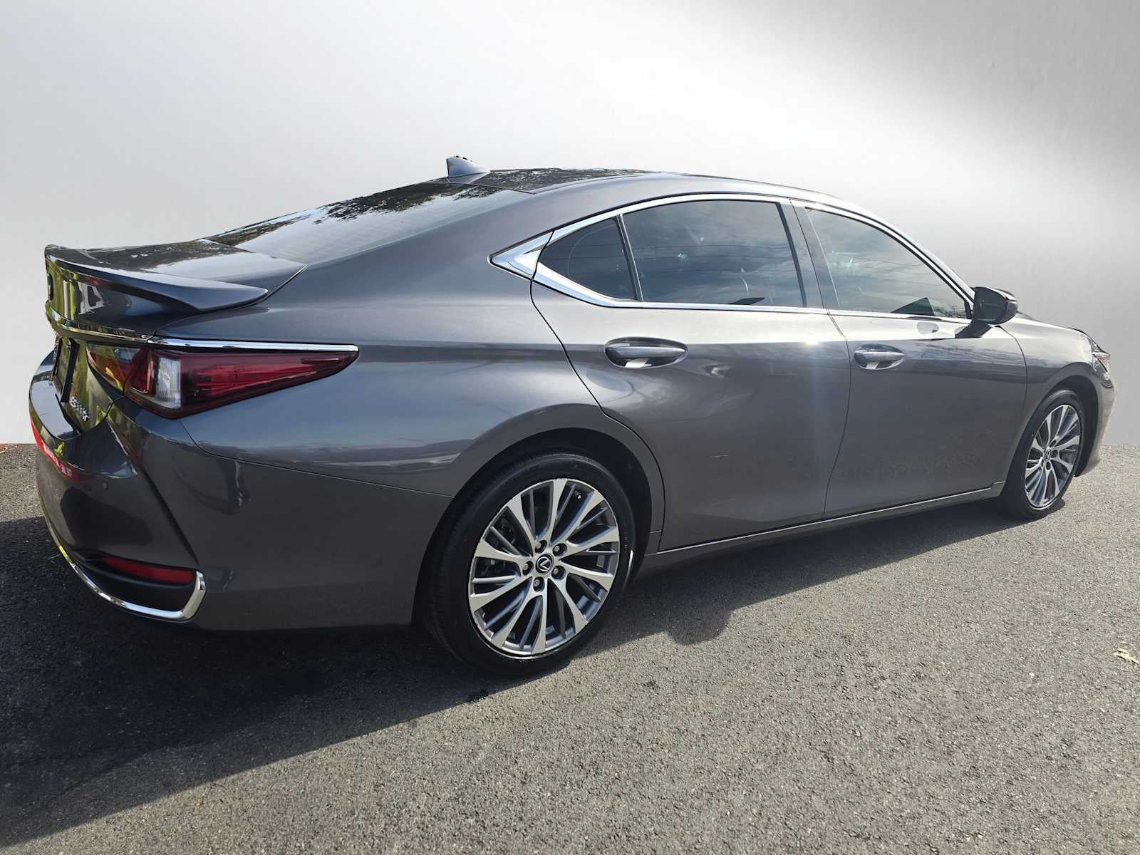 2020 Lexus ES ES 300h FWD