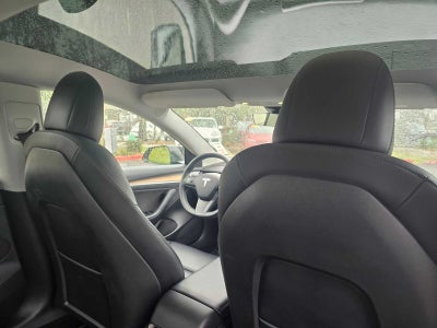 2023 Tesla Model 3 RWD