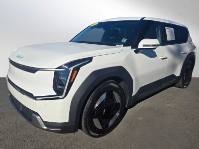 2024 Kia EV9 Light Long Range