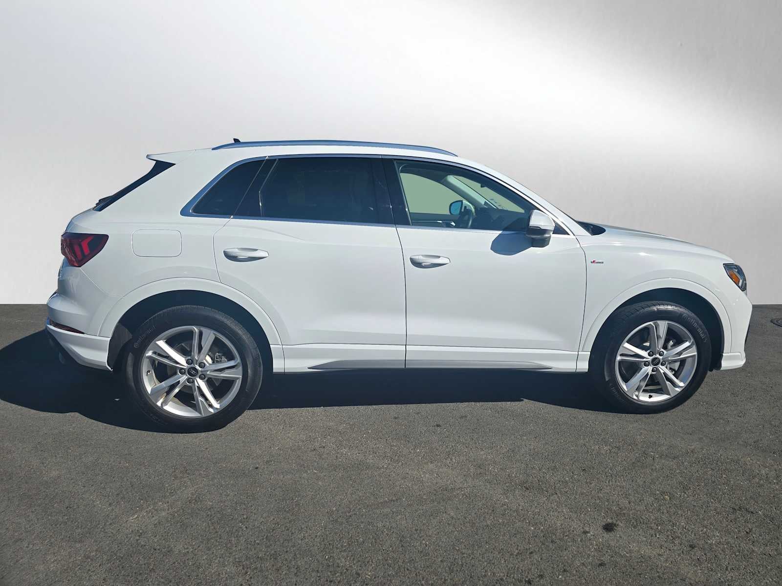 2023 Audi Q3 S line Premium Plus