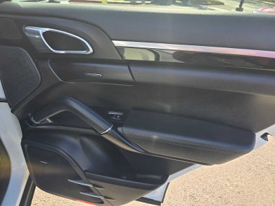 2018 Porsche Cayenne Platinum Edition