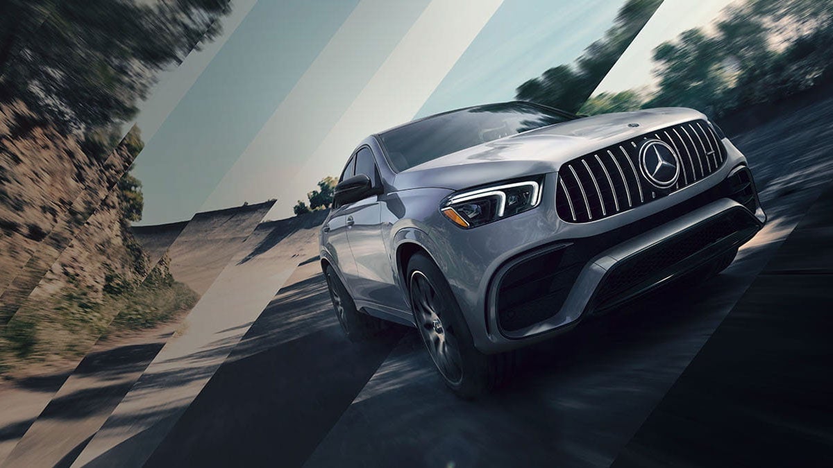 Mercedes-Benz GLE driving